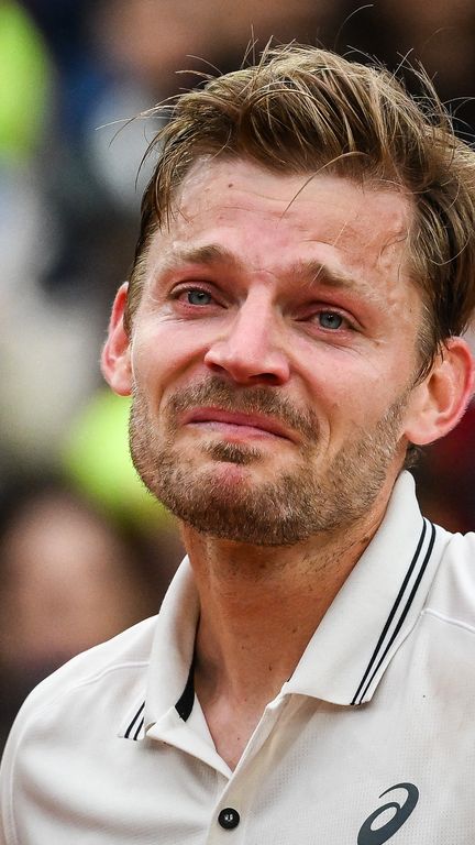 Le Belge David Goffin, en larmes à l'issue de sa victoire au 1er tour du tableau des qualifications aux dépens du joueur de Taïwan Tseng 6-3, 6-1, le 18 mai 2026. (MATTHIEU MIRVILLE / AFP)