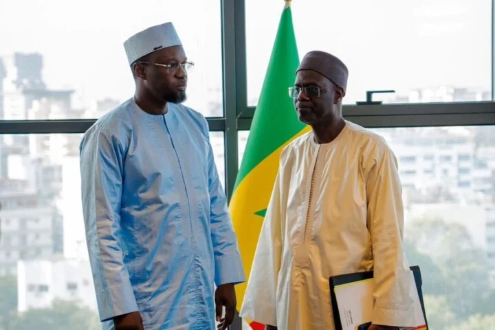 Official handover ceremony at the Primature between outgoing and incoming Prime Ministers