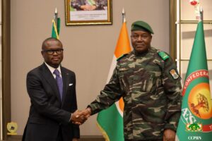 a524d387-fdf5-4e00-8f7b-da0ef838f1e9