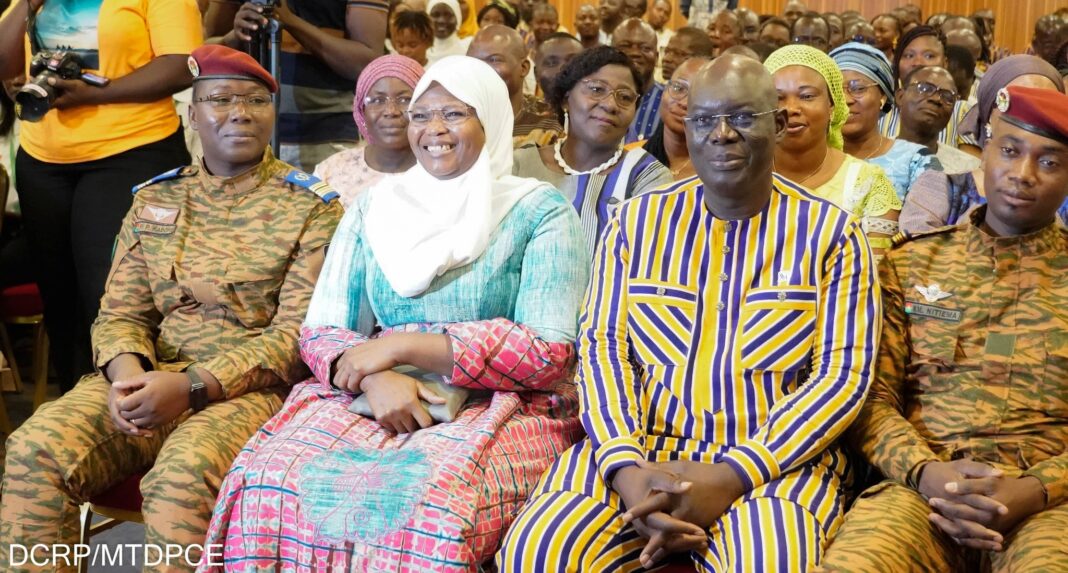 Official launch event of dɛmɛ sira platform in Ouagadougou