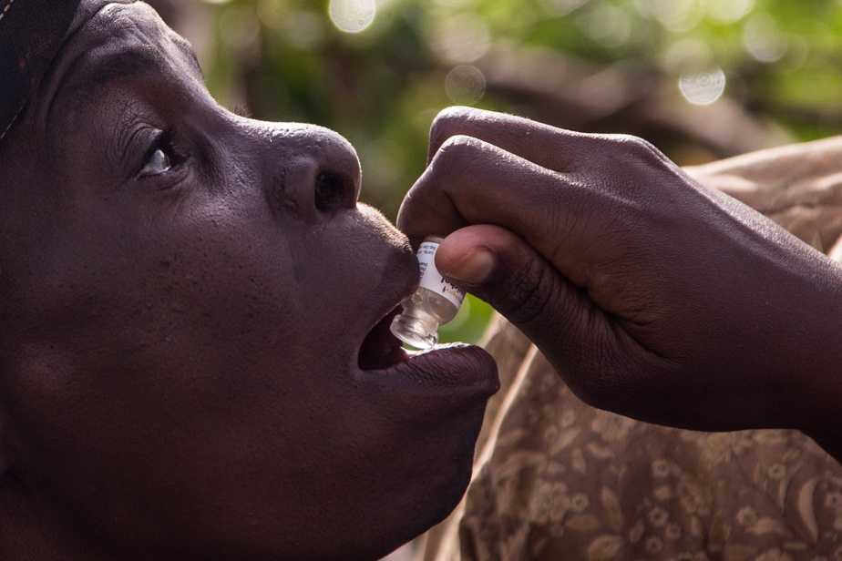 Health workers in Chad responding to a cholera outbreak