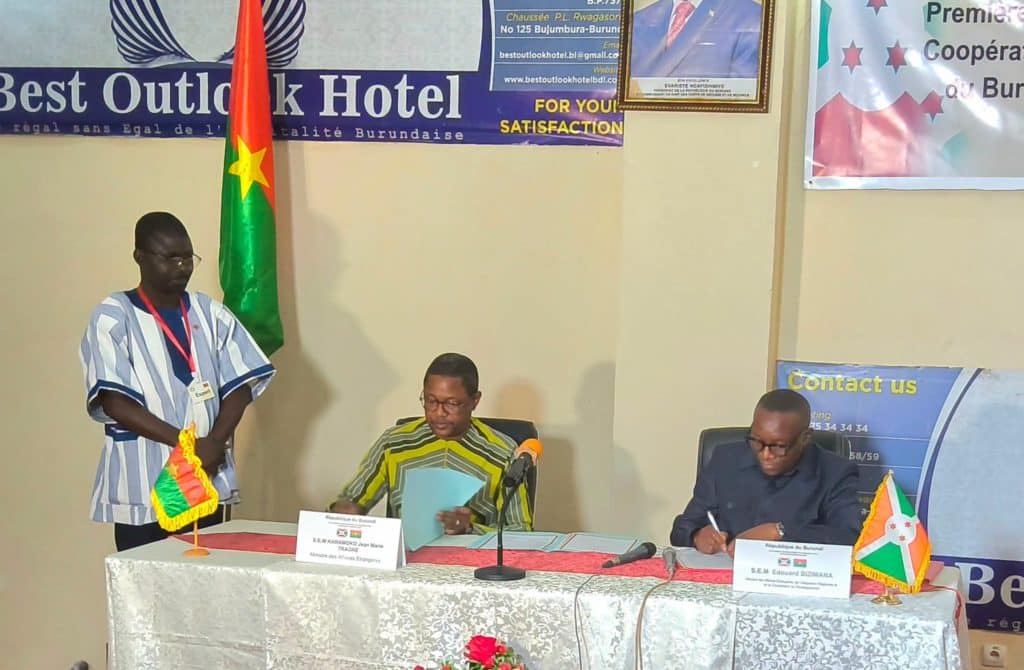Burkina Faso and Burundi delegation during the signing ceremony